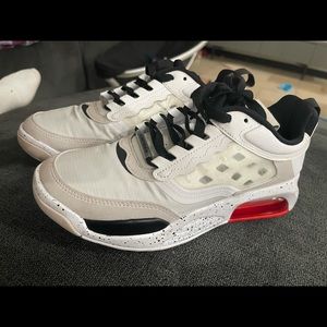 Jordan Max 200